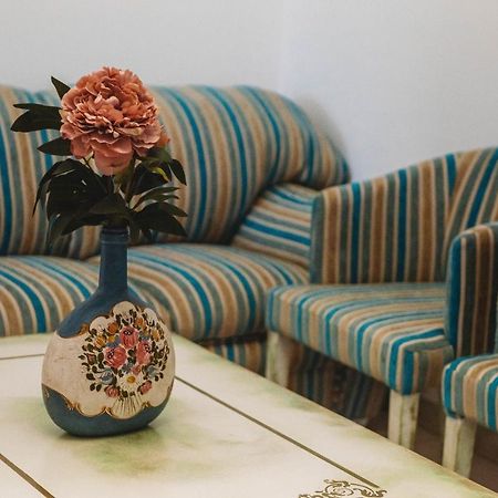 La Contessa Apartament Targu Neamt ภายนอก รูปภาพ
