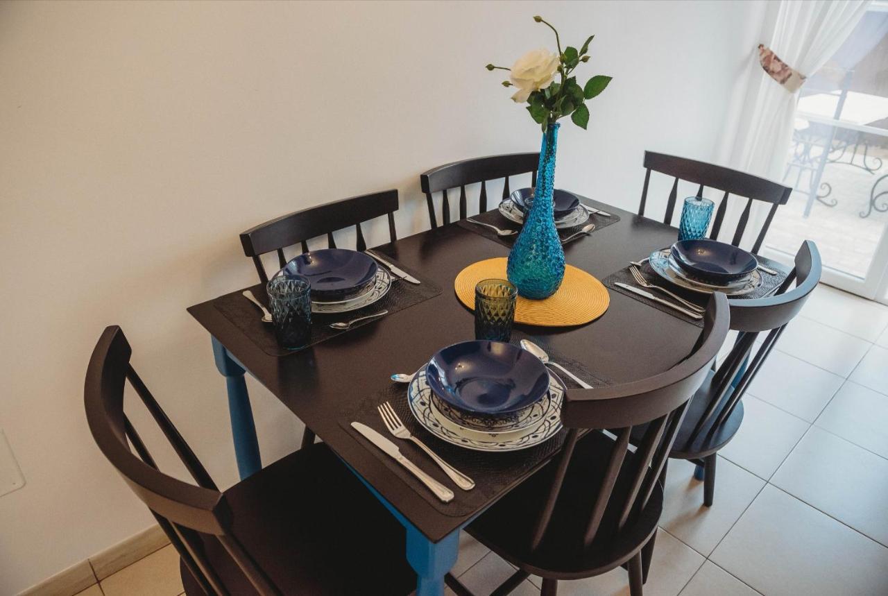 La Contessa Apartament Targu Neamt ภายนอก รูปภาพ