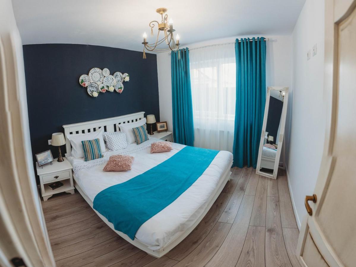 La Contessa Apartament Targu Neamt ภายนอก รูปภาพ